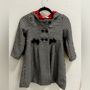 Little Girls Houndstooth Hooded black/white Holiday  plaid coat size 8